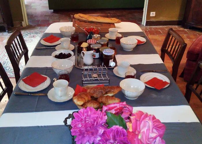 Ygeia Bed & Breakfast Flaujagues